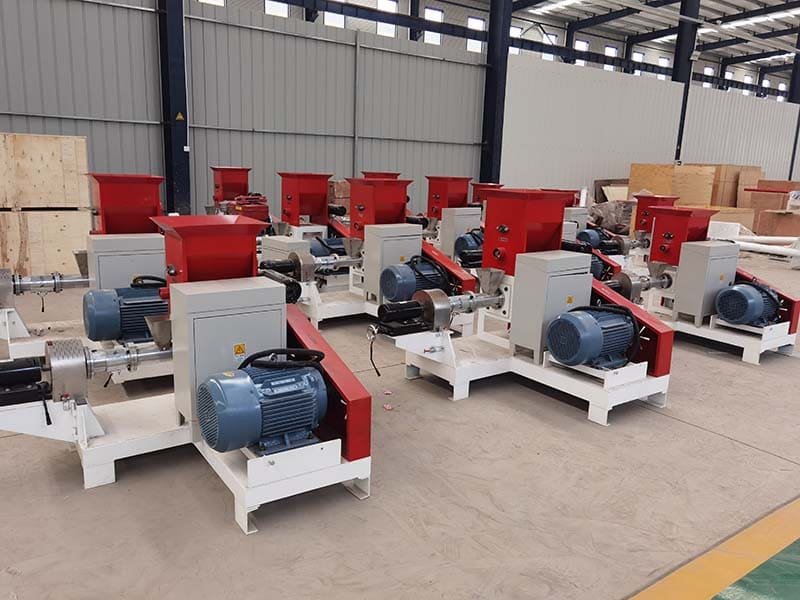 dry type growfin fish  feed processing machinery and equipment in South Korea